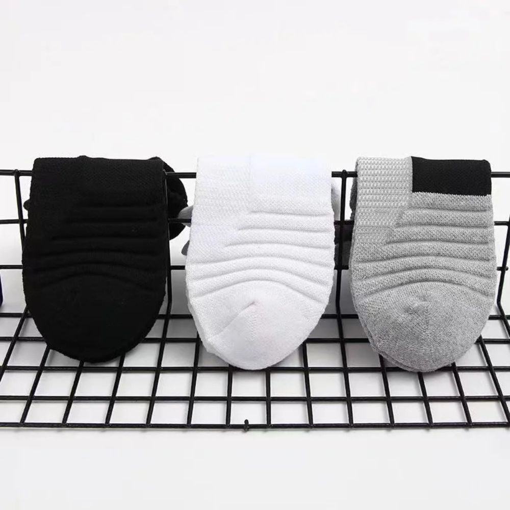 Sports compression socks for men - for basketball, cycling and running